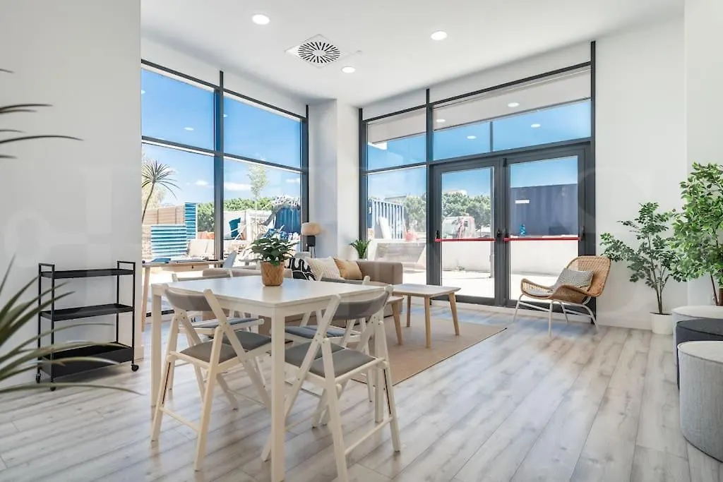 Urban Sky Apartment With Parking & Gym By Rems Malaga
